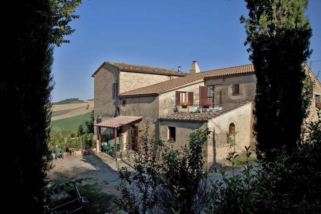Agriturismo Podere Olivello In Val D'Orcia Montalcino Exterior photo